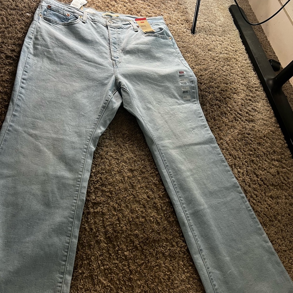 Ribcage Bootcut Levi Jeans - Picture 8 of 9
